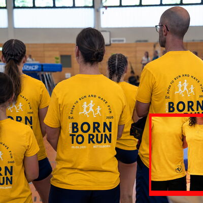 Hole dein Premieren-T-Shirt